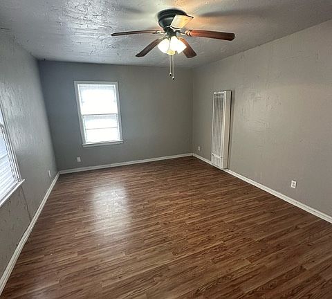 2nd image of 3801 NE 20th Ave