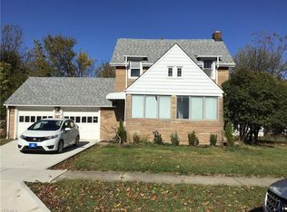 7918 Pinegrove Ave, Parma, OH