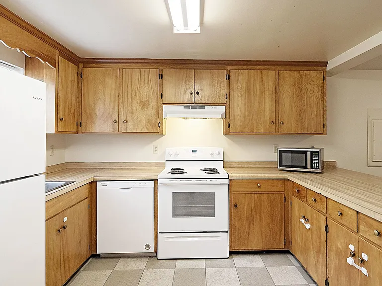 1411 Short 18th St #B — Photo 5