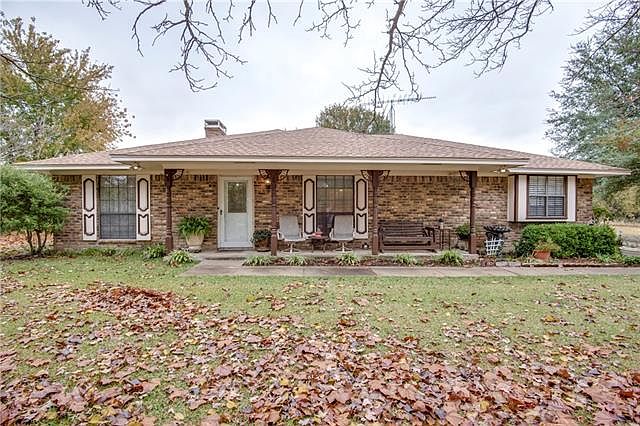 1st image of 4584 Pecan Place Dr
