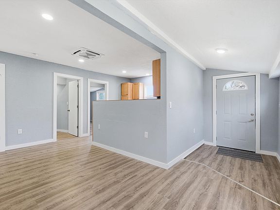 5th image of 647 NE Grattan St