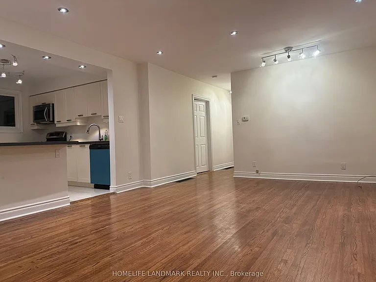 307 Axminster Dr — Photo 1