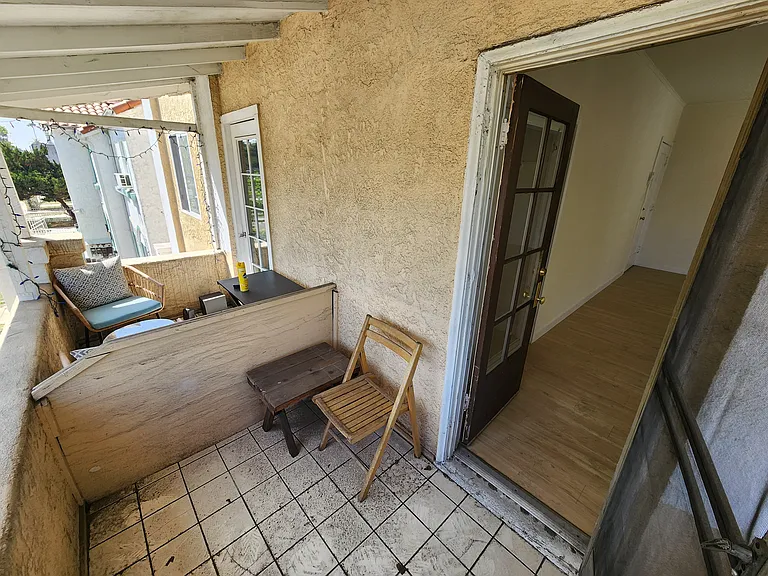 737 N Ridgewood Pl #1/2 — Photo 32