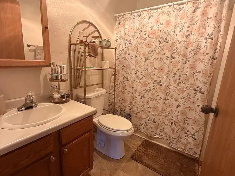 1200 N Point Dr #A1-A4 — Photo 5