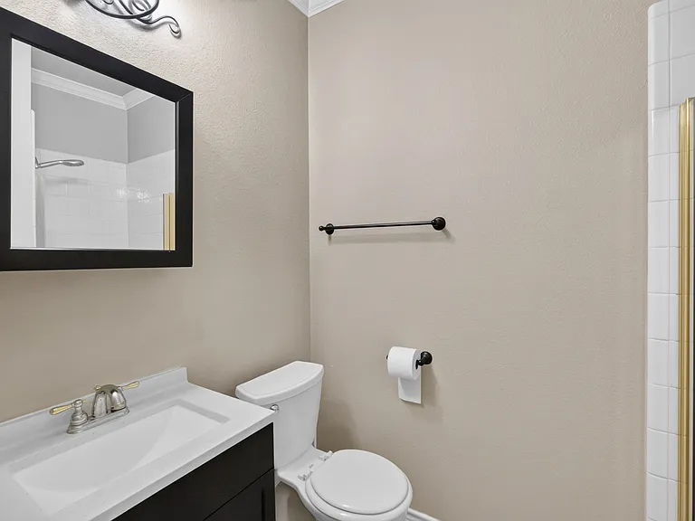 2848 Gillespie Ln — Photo 20