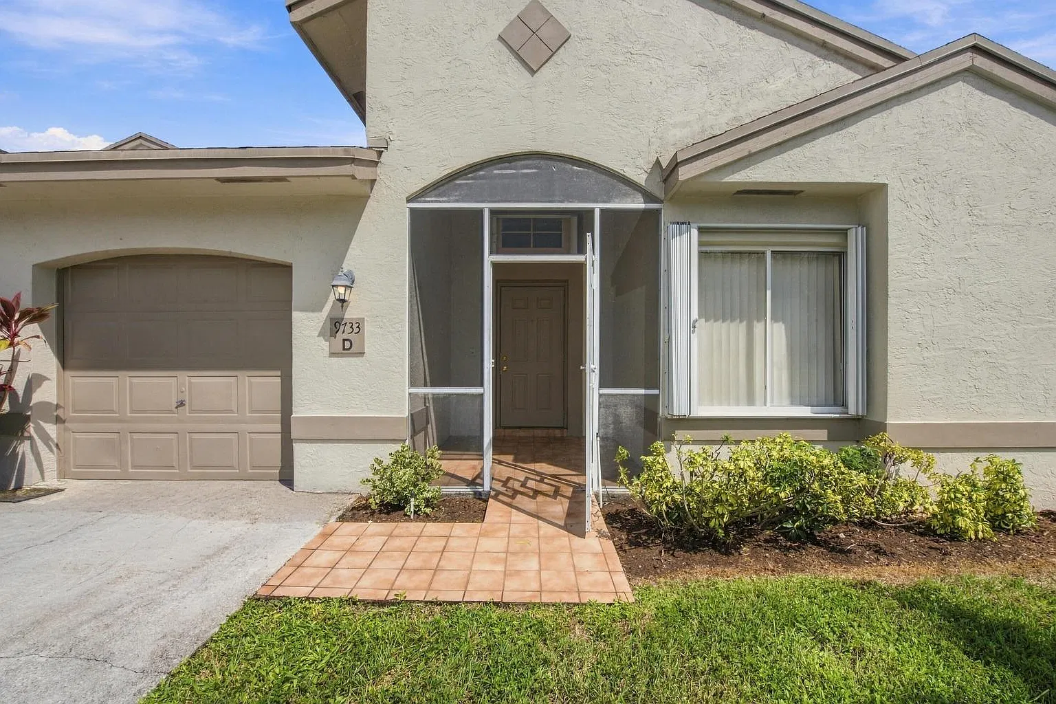 3 bed, 1566 sqft, $3,500 — Photo 2