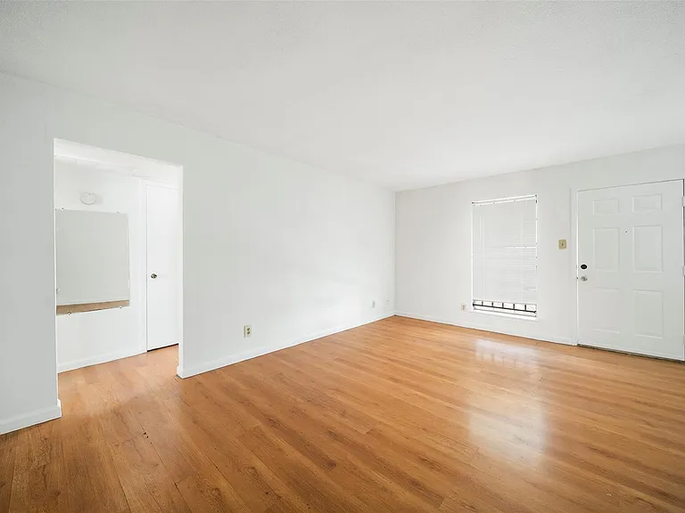 6201 Ranchester Dr #36 — Photo 6