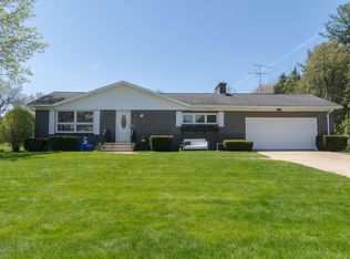 69 Elmhurst Dr SE, Grand Rapids, MI