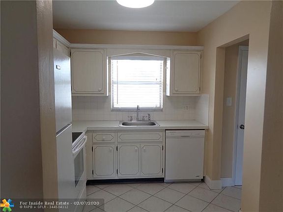 2nd image of 4200 Crystal Lake Dr APT 306