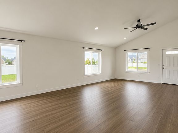 4th image of 3074 Meadow View Loop