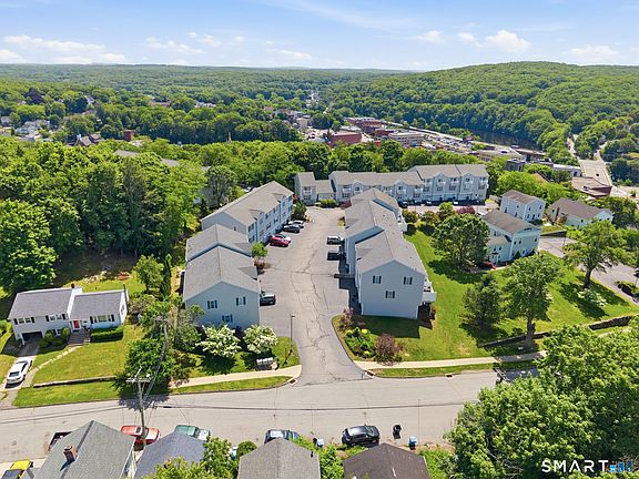 3rd image of 35 Harbor View Lane #35