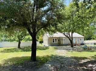 100 E Austin St, Leonard, TX 75452