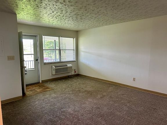 2nd image of 52 N Williams St #4