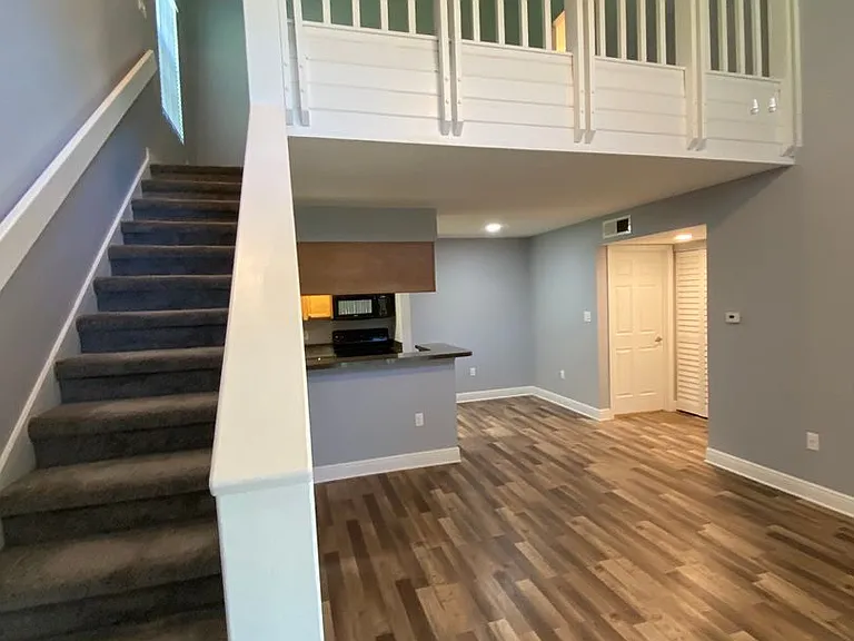 305 Lake Parsons Grn #101 — Photo 10