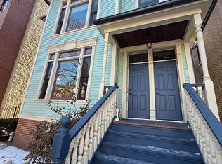 1429 W Roscoe St APT 1, Chicago, IL 60657