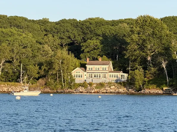749 Ocean Point Road, Boothbay, ME 04544