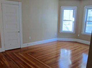 63 Walk Hill St FLOOR 2, Jamaica Plain, MA 02130