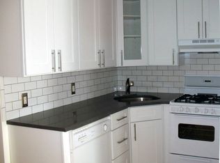 139 14th St #1, Brooklyn, NY 11215