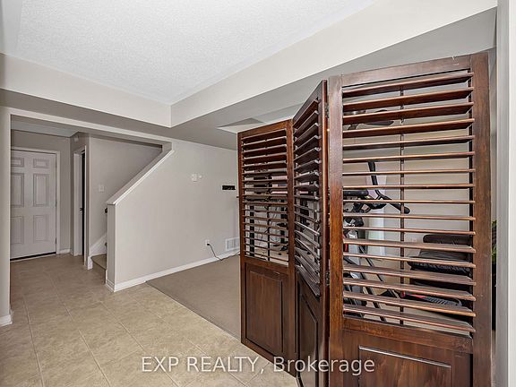 4th image of 3705 Riverbreeze St #E