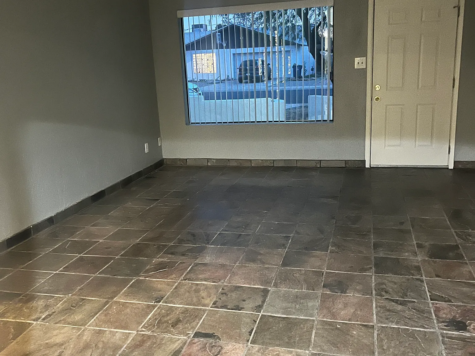 3 bed, 1614 sqft, $2,000 — Photo 3