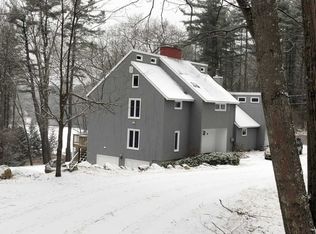 18 Old Manchester Rd, Amherst, NH 03031