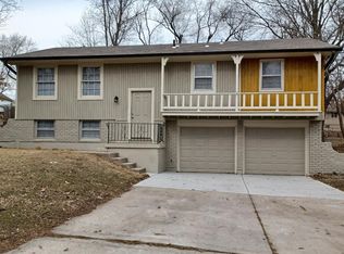 6912 NW 76th Ter, Kansas City, MO 64152