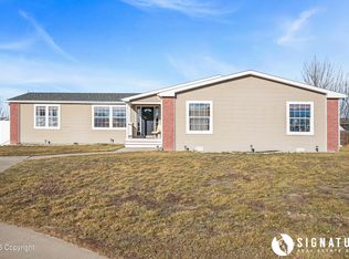 1603 Violet Ln, Gillette, WY 82716