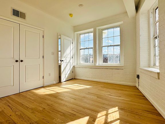 3rd image of 155 River St #Bd