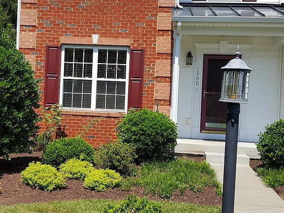 2nd image of 11200 Abbots Cross Ln