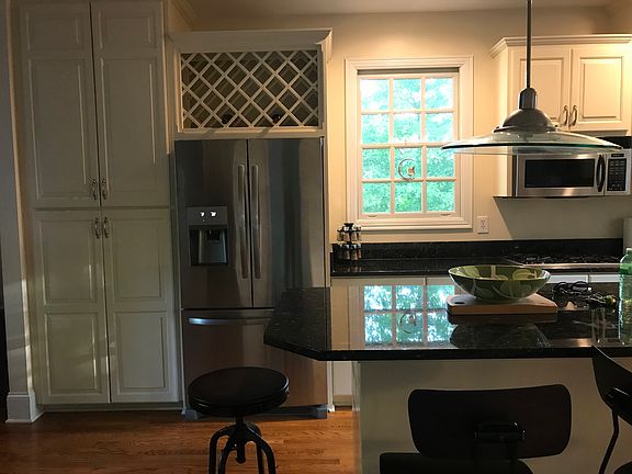 2nd image of 4881 Byington Ln