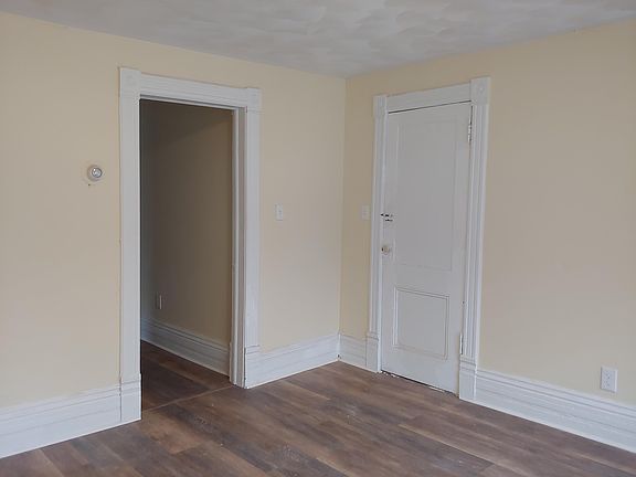 5th image of 810 Bellevue Ave #2