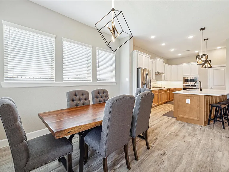 11718 Lost Maples Springs Dr — Photo 16