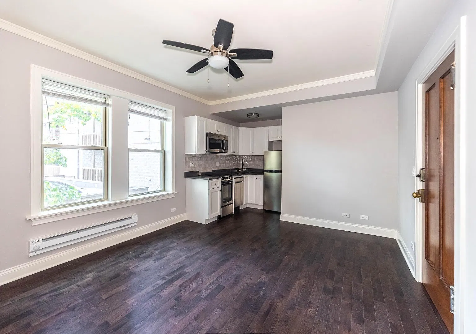 640 West Wrightwood Avenue #211 — Photo 4