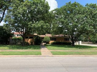 6835 Deloache Ave, Dallas, TX 75225