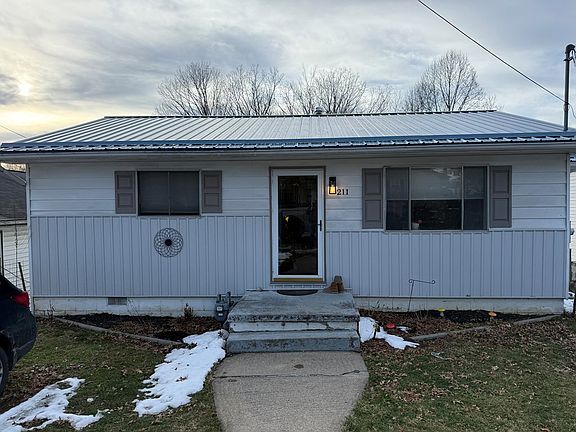 2nd image of 211 McKinley St