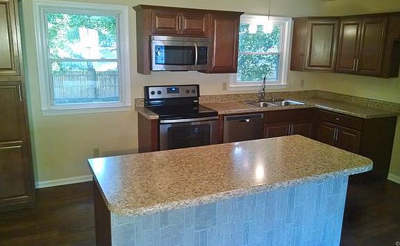 5th image of 5109 Berkshire Dr
