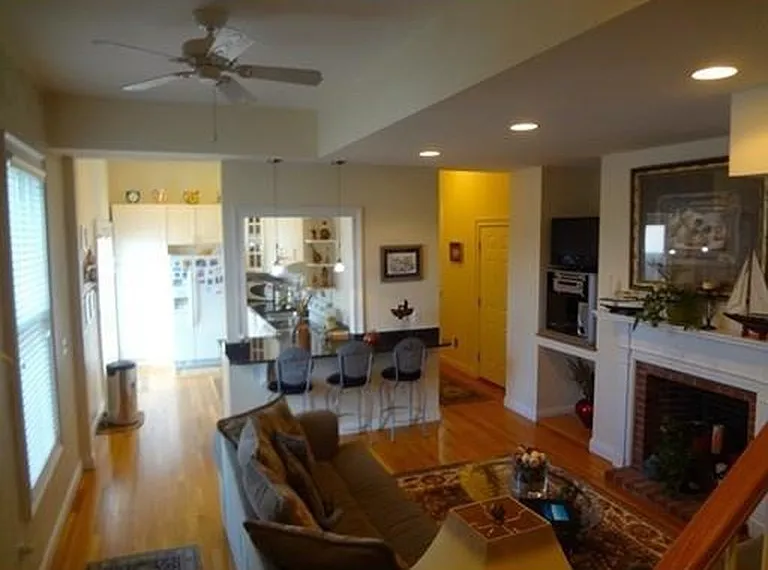 15 Western Ave #3 — Photo 4