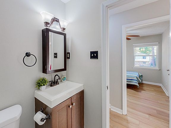 Upstairs shared bath.