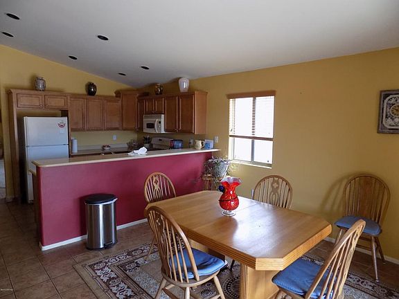 4th image of 360 N Rustlers Canyon Dr