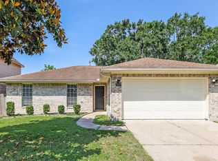 3030 Hummingbird Ln, Humble, TX 77396