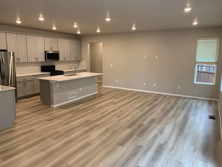 18311 E Kansas Pl — Photo 7