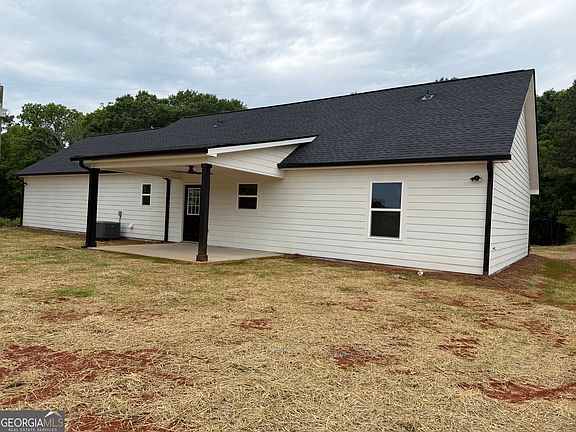 3rd image of 65 Pleasant Grove Rd