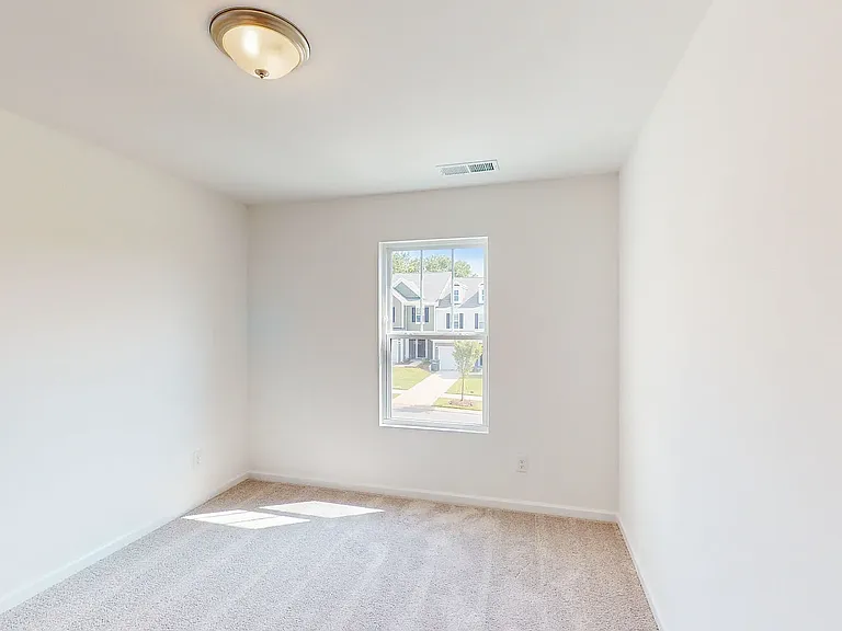 2752 Yeager Dr NW — Photo 13