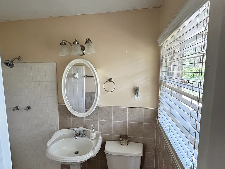 4812 Thompson Mill Rd — Photo 10