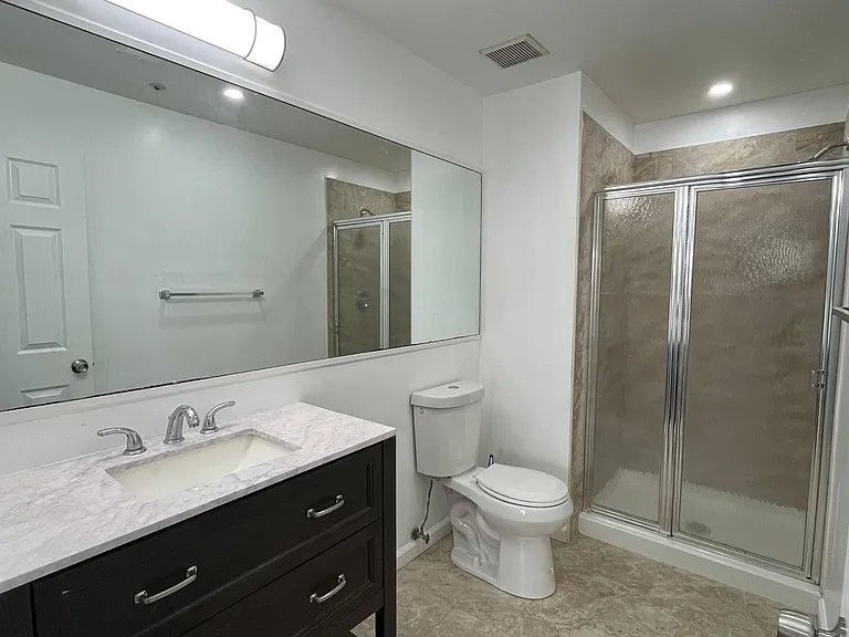 30 Richmond St #4 — Photo 2