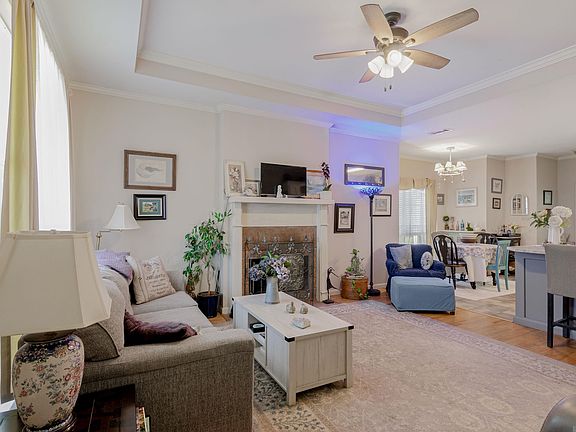 2nd image of 5675 Rosedown Ave