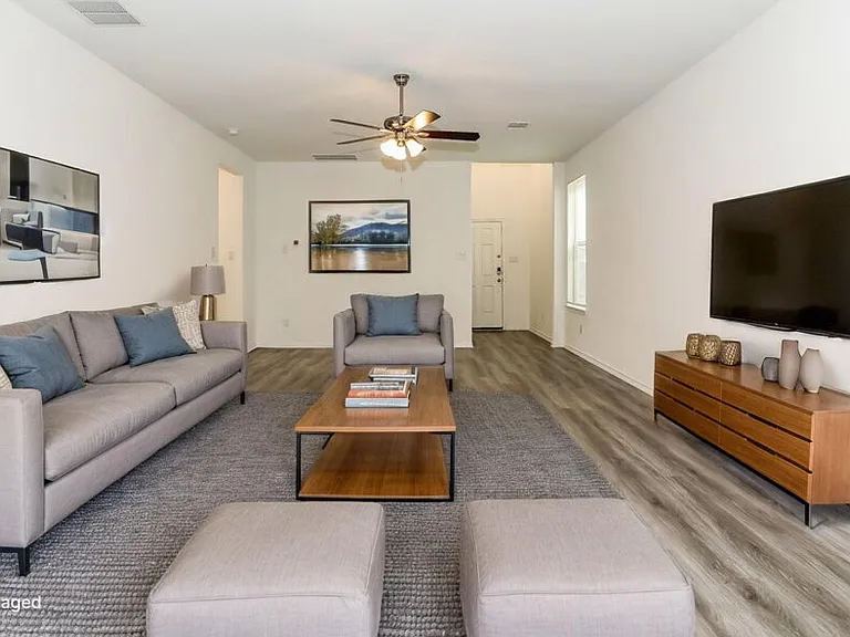 16726 Rover Ln — Photo 5
