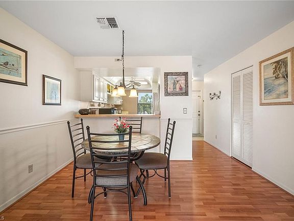 4th image of 10011 Maddox LN #202
