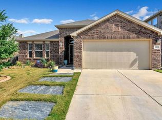 8205 Black Hills Trl, Aubrey, TX 76227