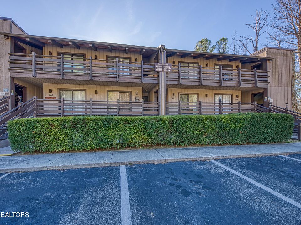 1st image of 1081 Cove Rd APT 1034